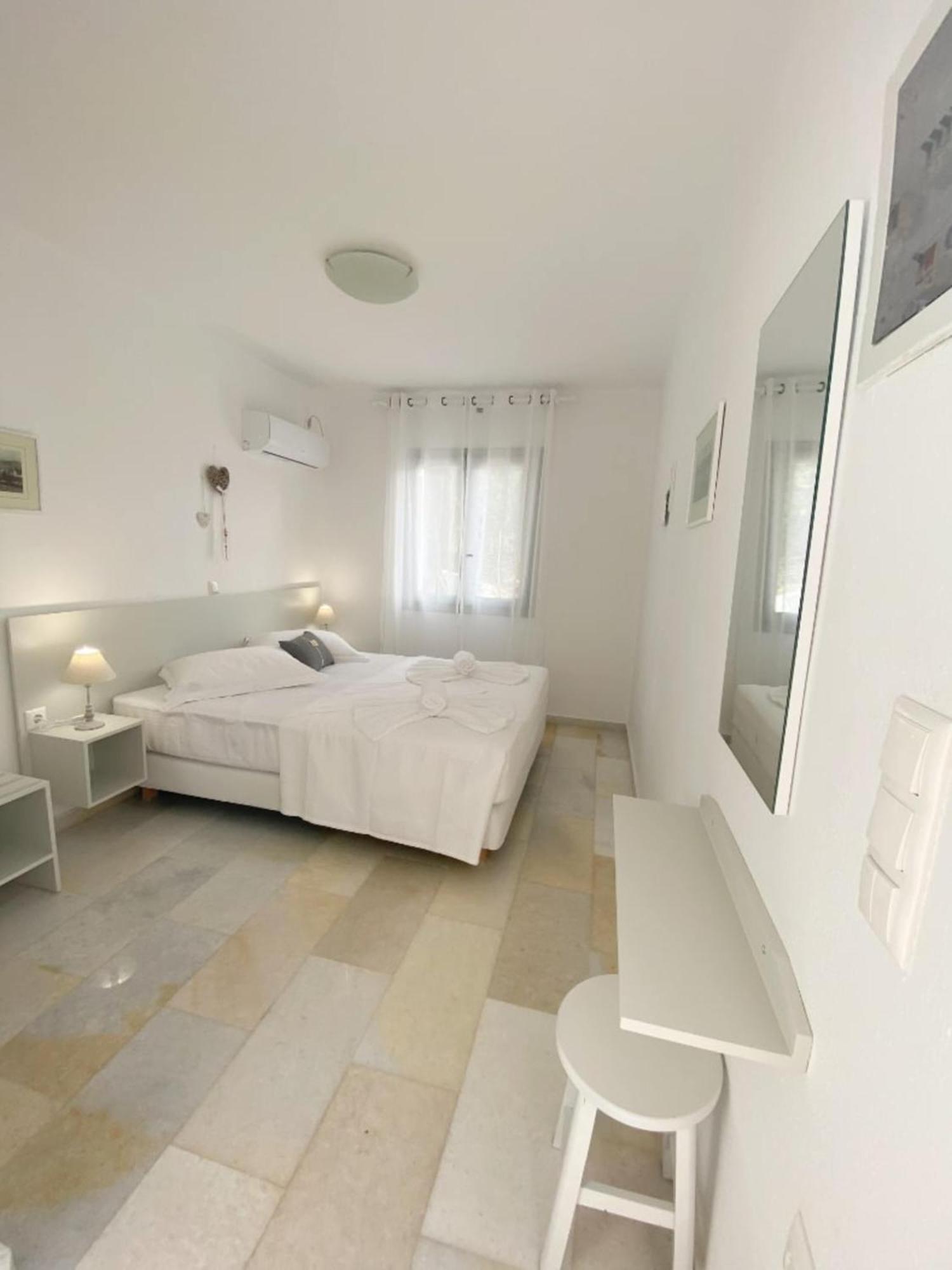 Heart Of Paros Apartments Kültér fotó